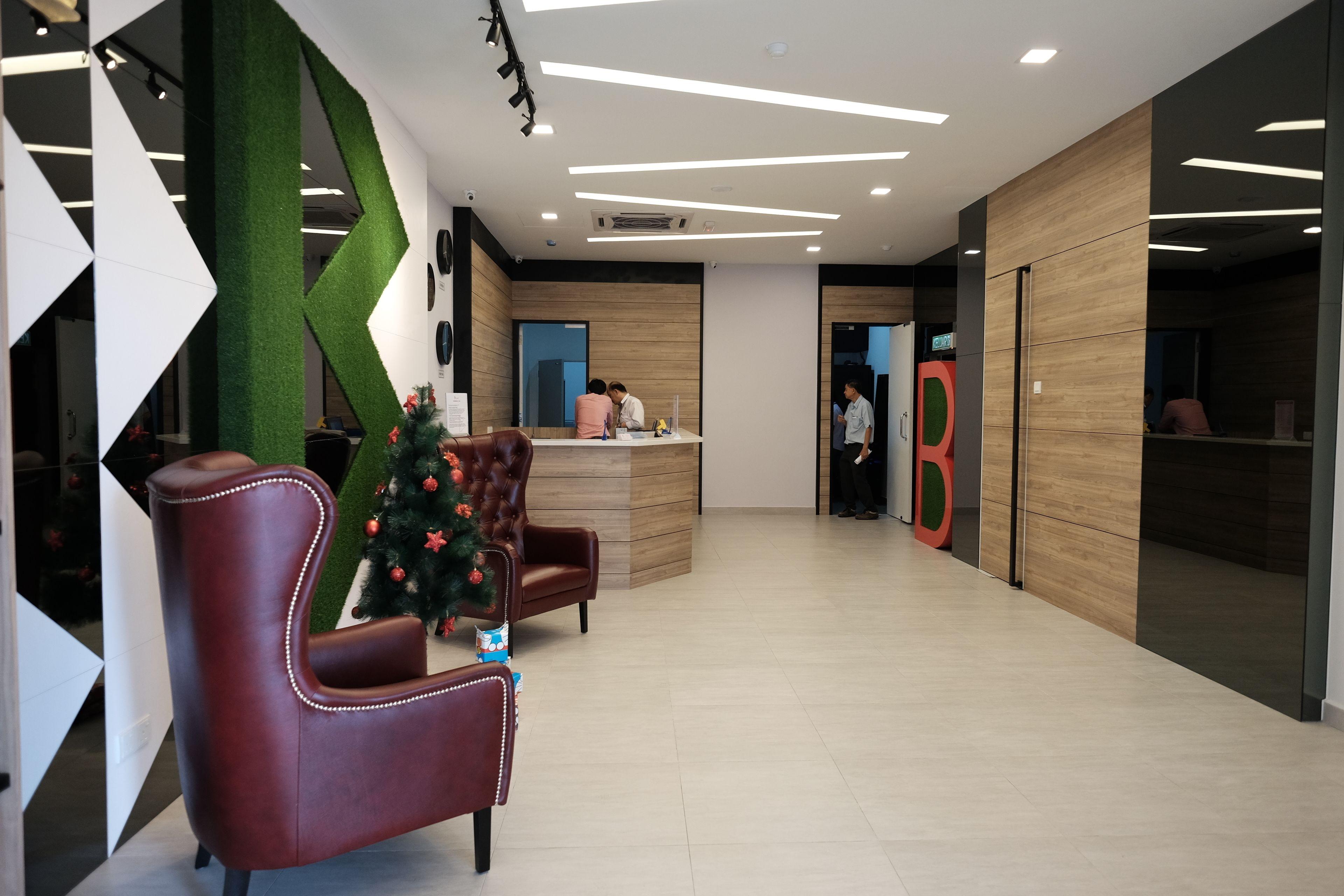 B Lot Hotel — Photos 2